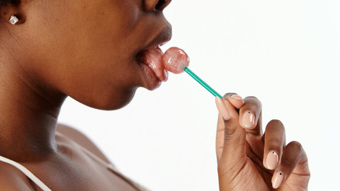 How to Simulate a Blowjob: Solo Ways to Experience Oral Sex How to Simulate a Blowjob: Solo Ways to Experience Oral Sex